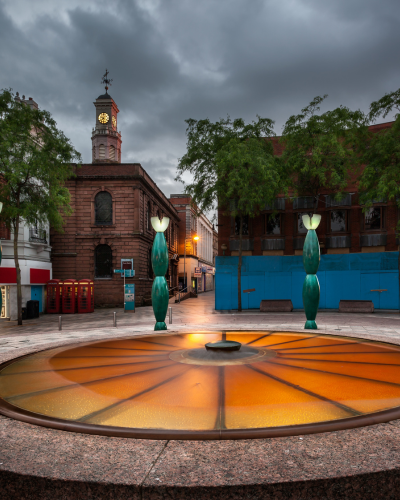 Photo of Warrington town centre and fountain